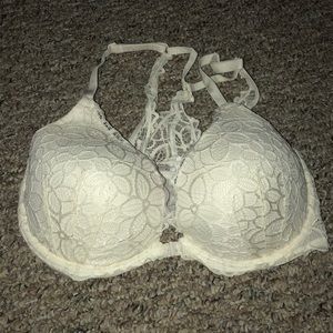 Victoria’s Secret PINK Date Lightly Lined Bra.